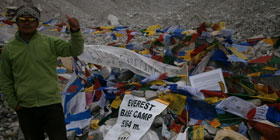 Deb Raj Sunuwar, Treking Guide