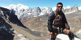 Mr Ramesh Kumar Sunuwar, Treking Guide